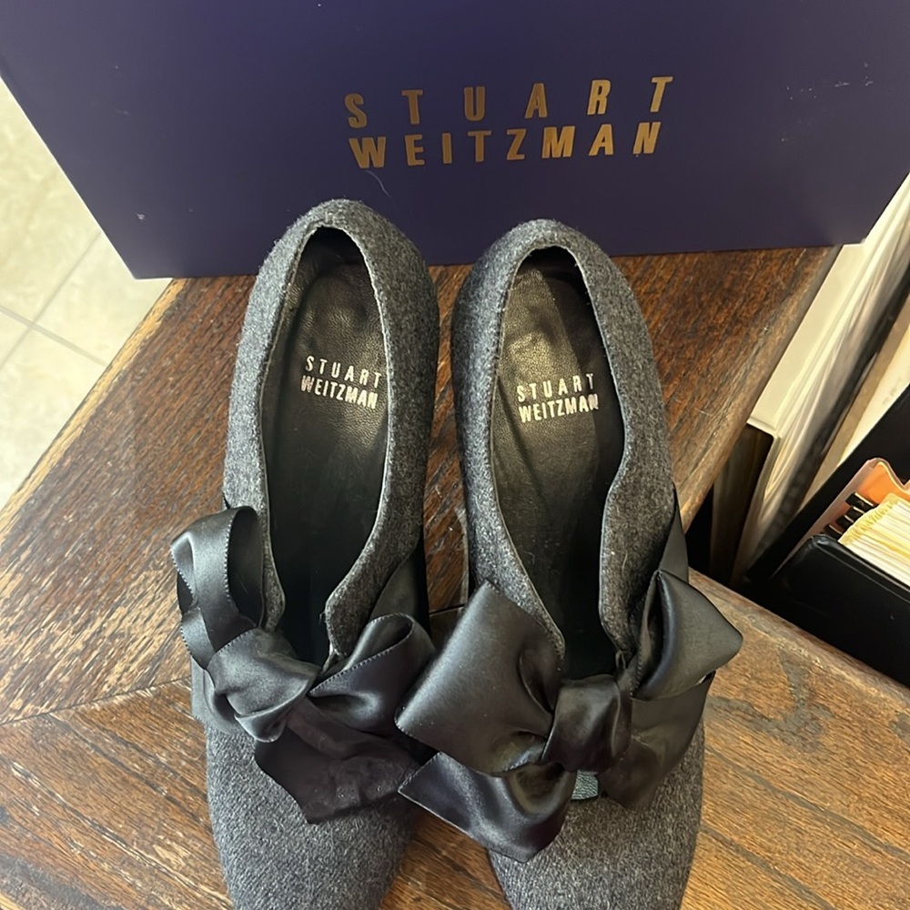 Stuart Weitzman heels - great condition! - Picture 6 of 6